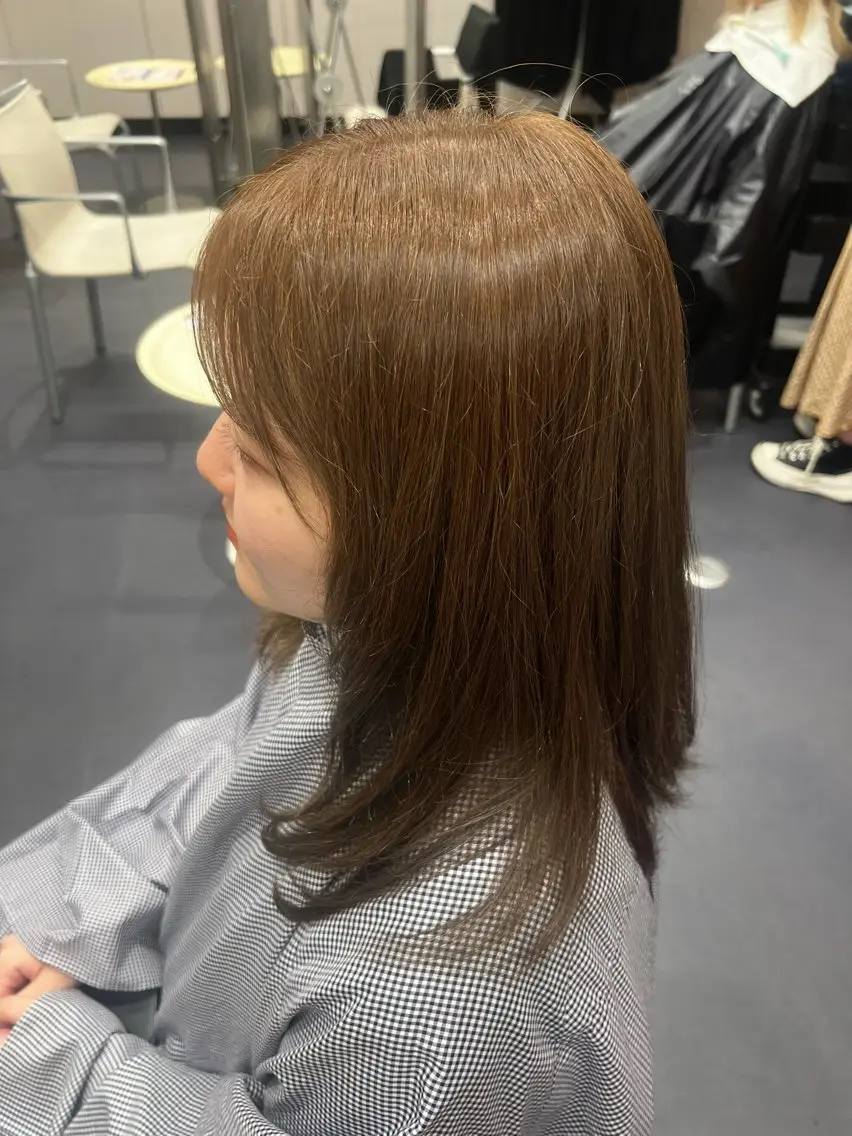 カラー ブリーチ 透明感カラー ブリーチなしカラー オレンジ 伊東杏珠 TRモデル募集中のヘアスタイル