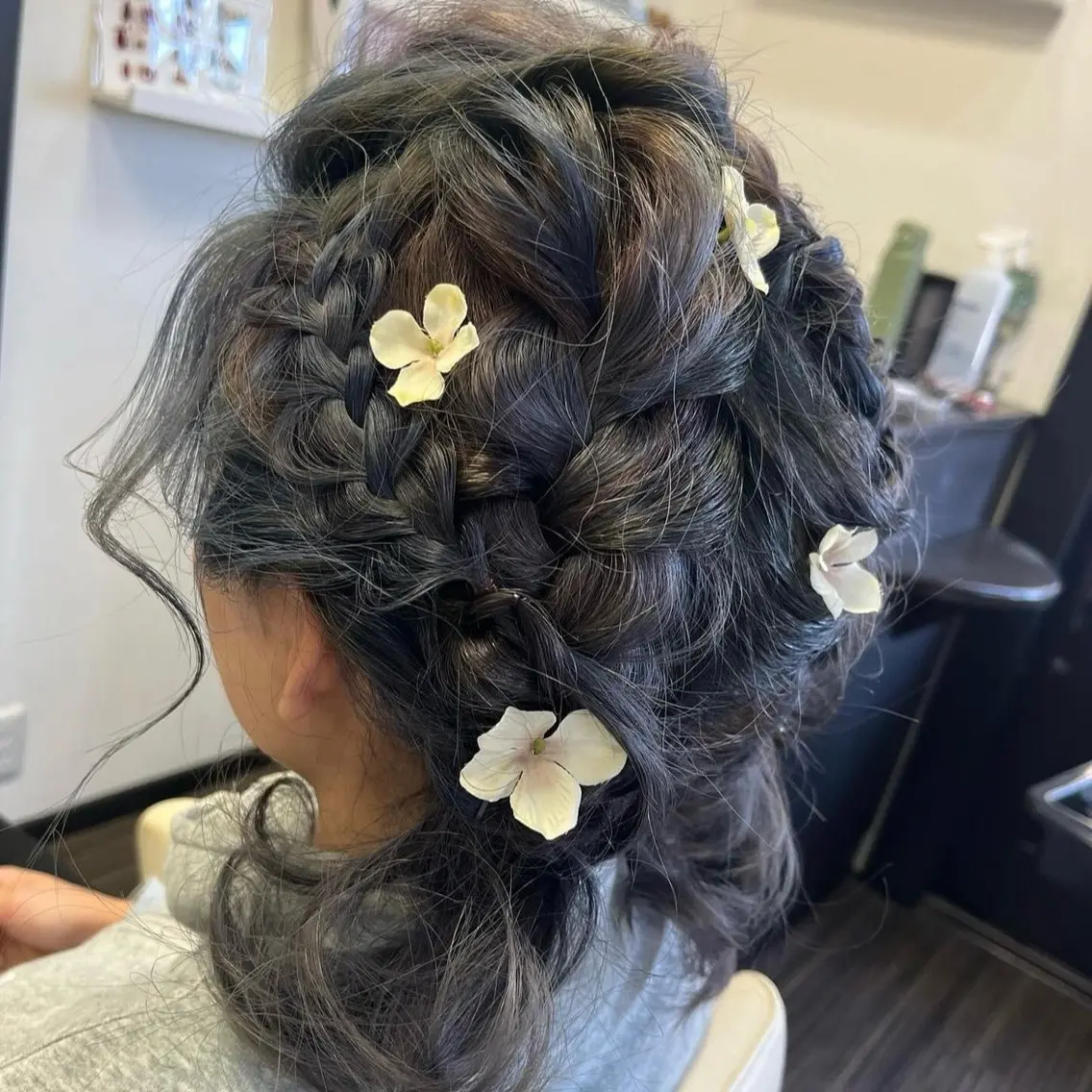 セミロング ヘアアレンジ 結婚式・ブライダル ヘアセット 美容室 enのヘアスタイル