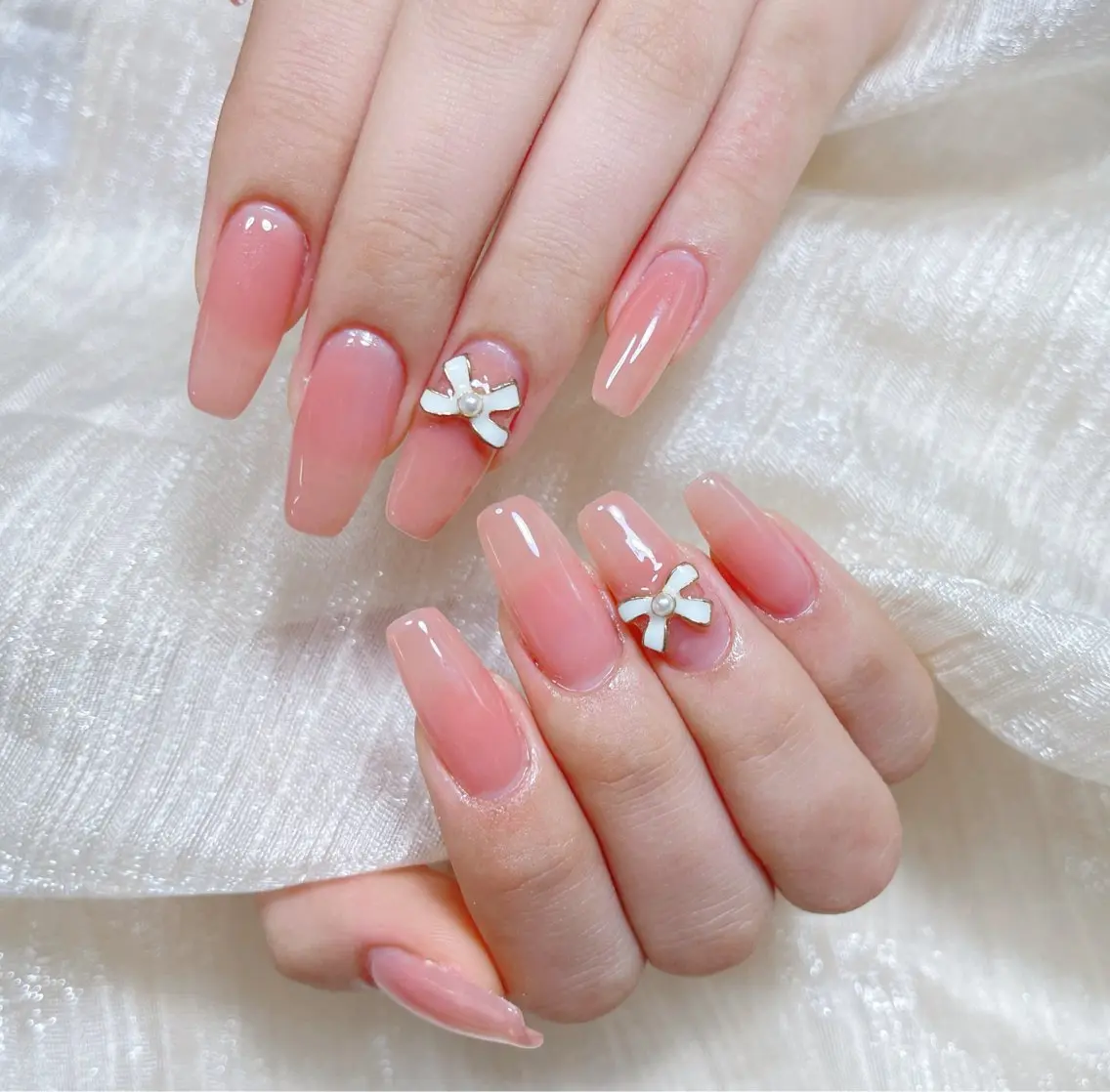 ネイル ハンドネイル 🎀ネイルサロン エクラYUI🎀のネイルデザイン