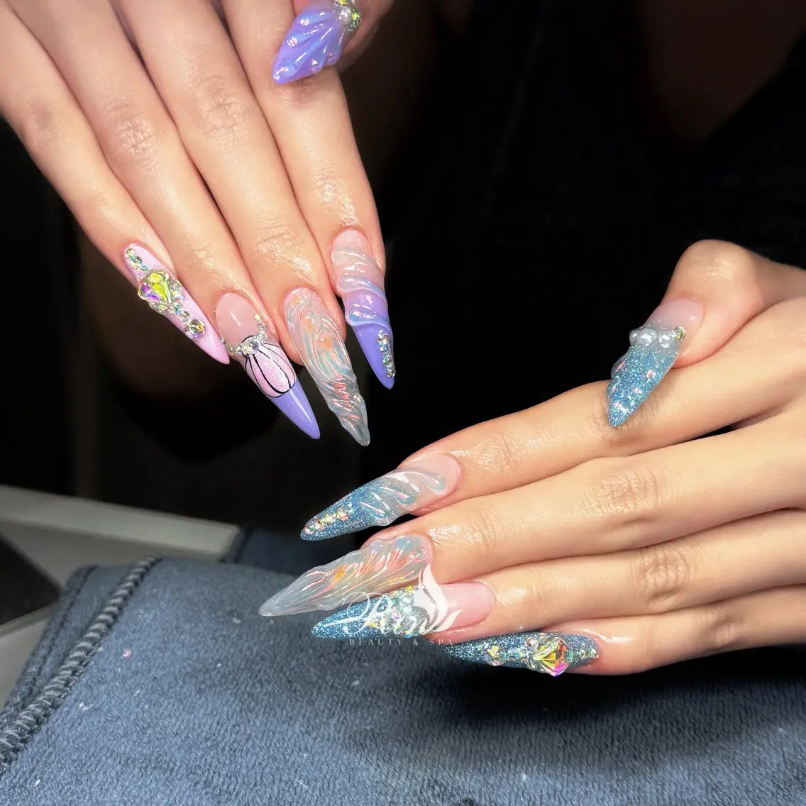 ネイル アートネイル 長さ出し ガーリー 韓国ネイル 持ち込み Rin Nail 新大久保店のネイルデザイン