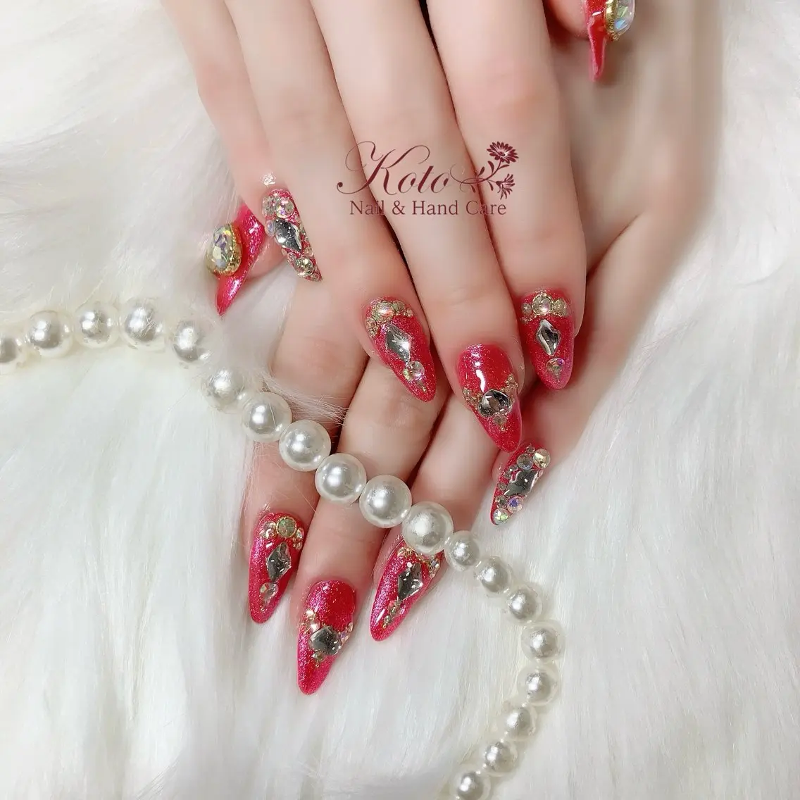 ネイル 長さ出し ジェルネイル 持ち込み ニュアンスネイル 赤色 ハンドネイル Nail Salon KOTOのネイルデザイン
