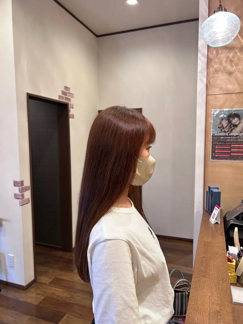 カラー オレンジ ヘアカラー トリートメント 鈴木 琴葉のヘアスタイル
