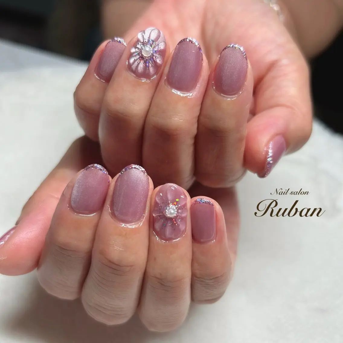 ネイル フラワーネイル マグネットネイル ぷっくりネイル Nail salon Rubanのネイルデザイン