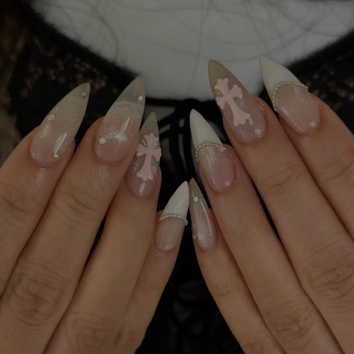 ロング 韓国風ヘア ハンドネイル navi nail ayaneのネイルデザイン
