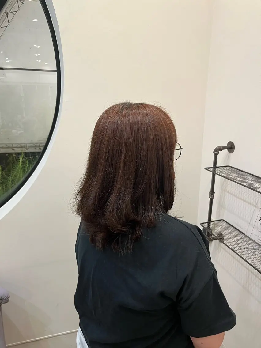 ミディアム LORAN 寺田のヘアスタイル