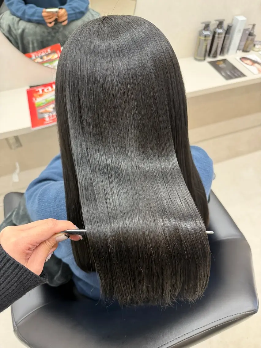 セミロング   AYARIのヘアスタイル