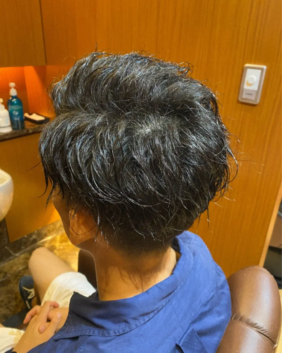 ミディアム 北川 竜也のヘアスタイル