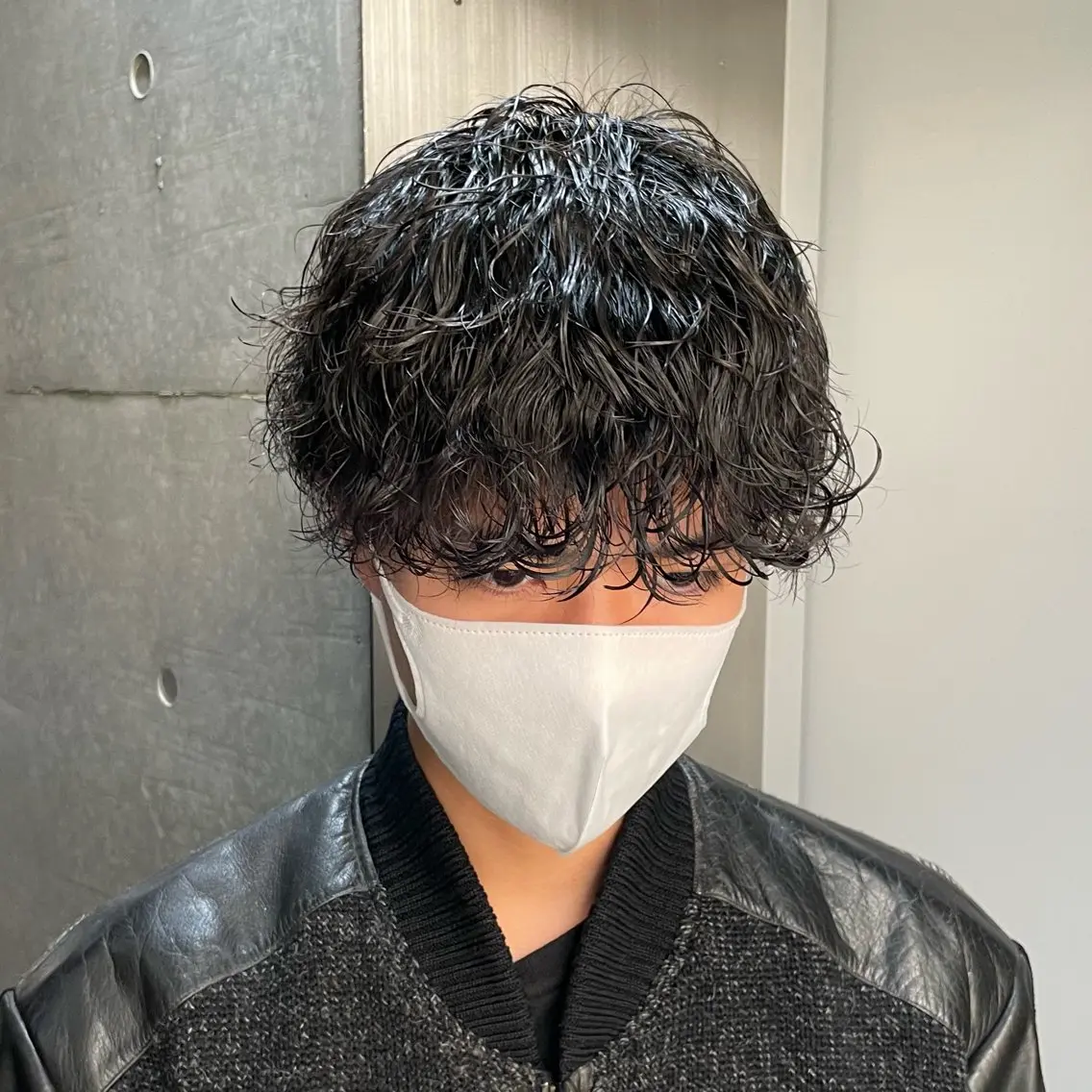 パーマ メンズ メンズパーマ 波巻きパーマ カット パーマ メンズパーマの達人 KAITOのヘアスタイル