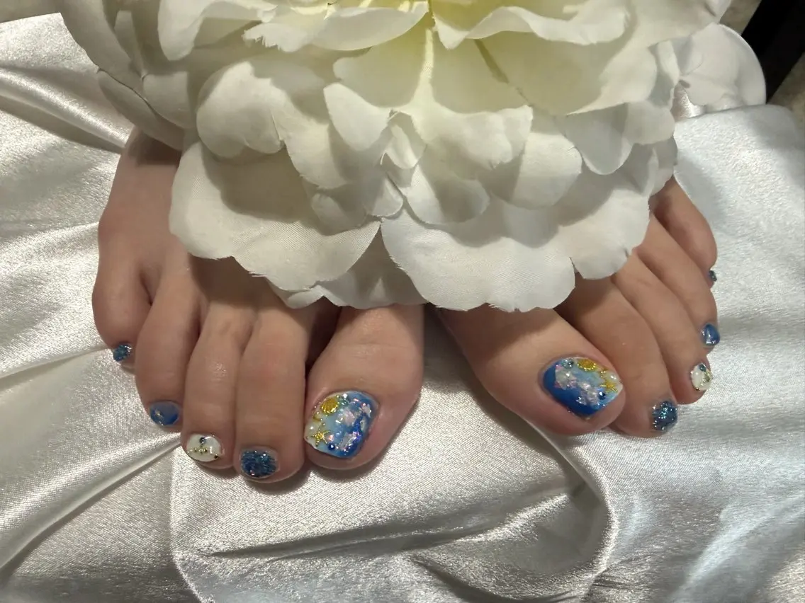 ネイル 持ち込み 佐野 愛美のネイルデザイン