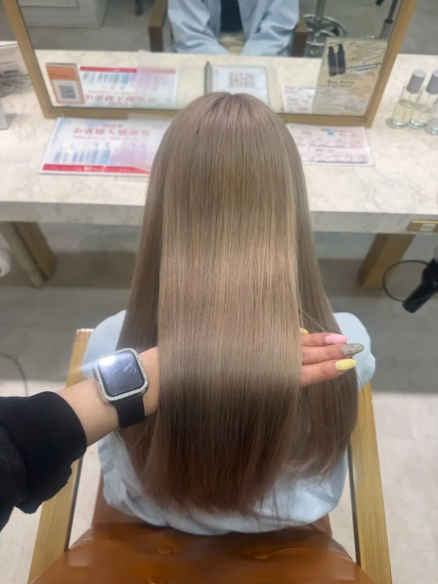 ロング カラー ヘアカラー ブリーチなしWカラー / 野中悠那のヘアスタイル