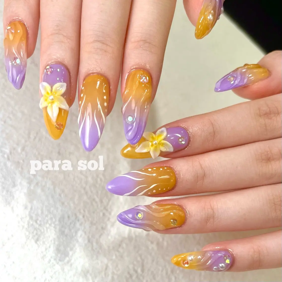 ネイル フラワーネイル ジェルネイル グラデーション パラジェル 夏ネイル ハンドネイル Para Sol nail Maoのネイルデザイン
