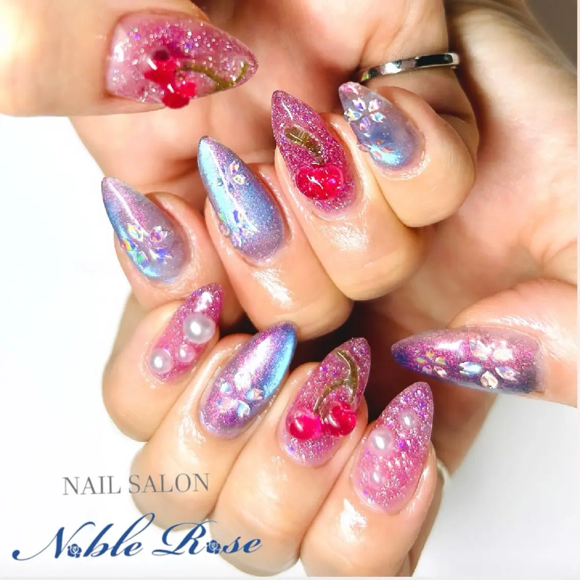 ネイル ハンドネイル Noble Rose🥀のネイルデザイン