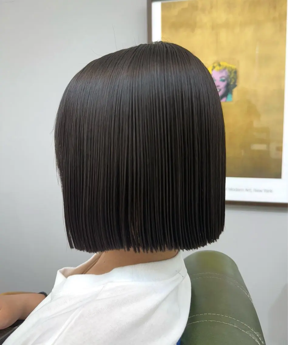 ショート 切りっぱなしボブ ボブ 縮毛矯正 川村 涼介のヘアスタイル