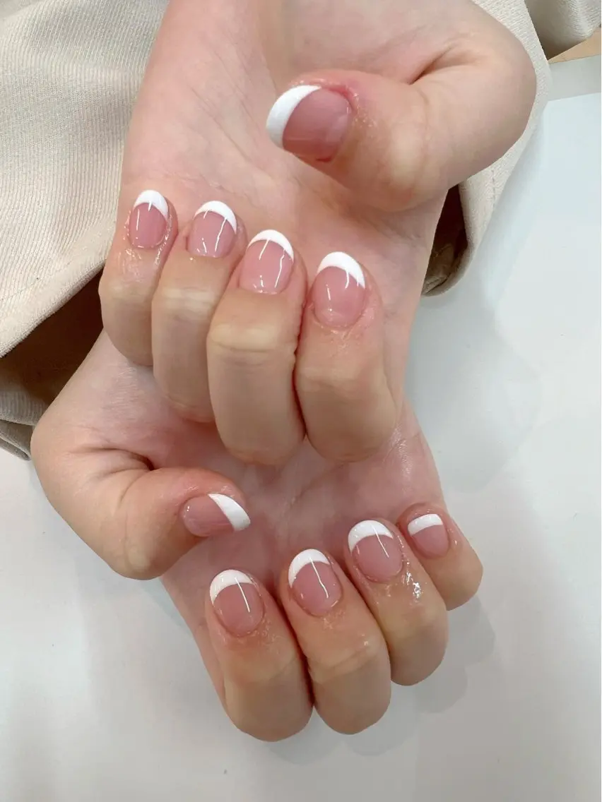🤎ハンド フレンチネイル オフなしの写真