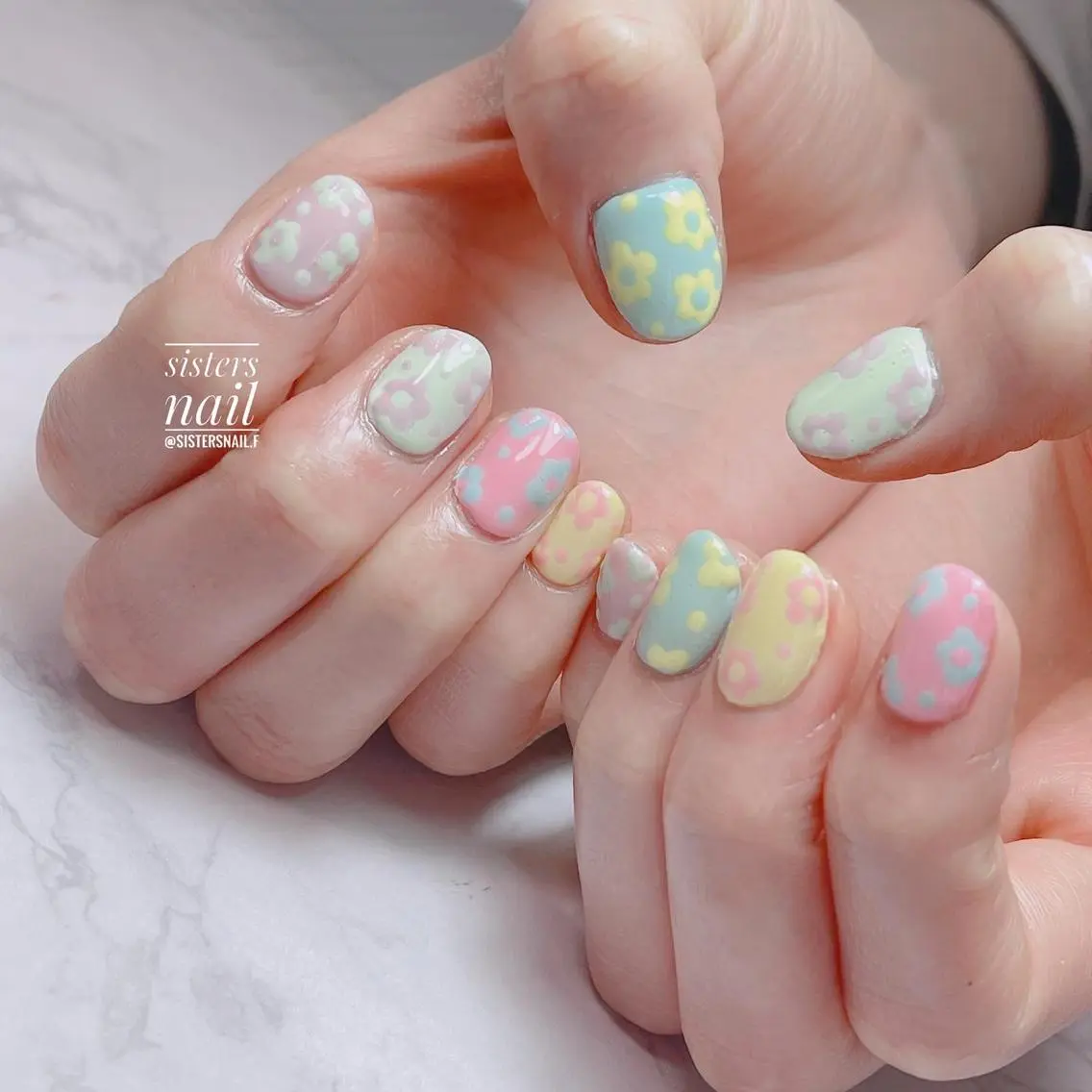 ネイル アートネイル フラワーネイル パステルネイル ショートネイル 春ネイル sisters nail.fのネイルデザイン