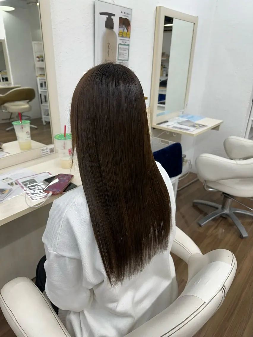 ロング カラー ブラウンカラー ヘアカラー GLOSS 心斎橋 山上のヘアスタイル