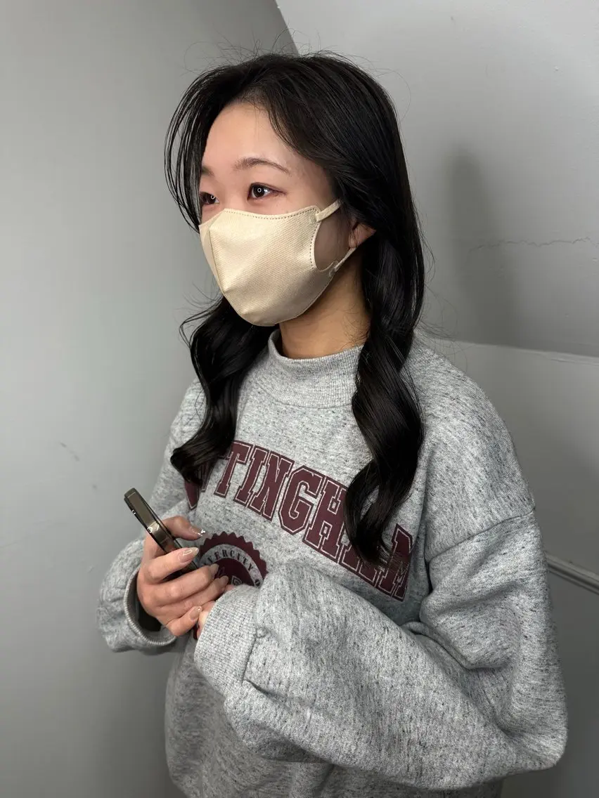 セミロング ヘアカラー トリートメント 心斎橋 韓国レイヤ ー指名No.1renのヘアスタイル
