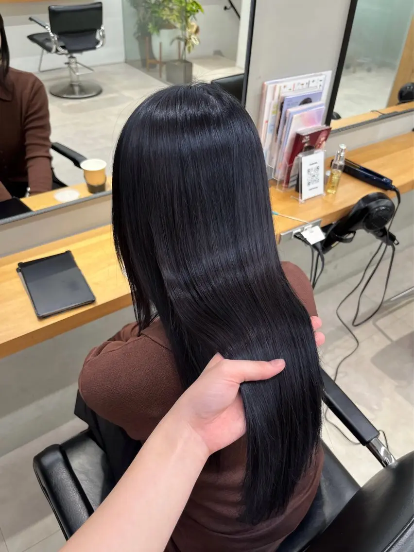 【𖤐 4.5月限定 𖤐】さら艶ダメージレス縮毛矯正➕Aujuaクイックトリートメントの写真