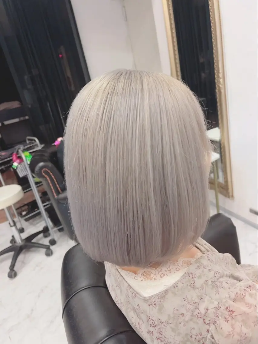 ミディアム カット ヘアカラー トリートメント 💎JADE GRACE💎のヘアスタイル