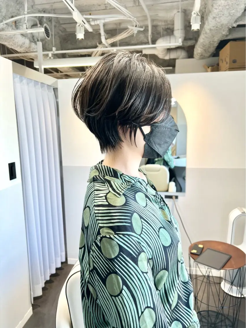 ショート カラー カット ⭐️小顔ショート⭐️ 大鷲拓海のヘアスタイル