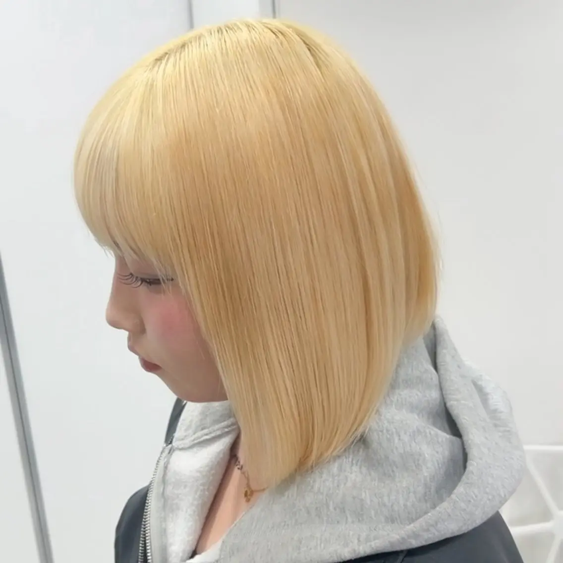 ロング カラー ヘアアレンジ メンズ ヘアカラー トリートメント ヘッドスパ ヘアセット 盛れ韓国ハイトーン 🎀Himari🎀のヘアスタイル