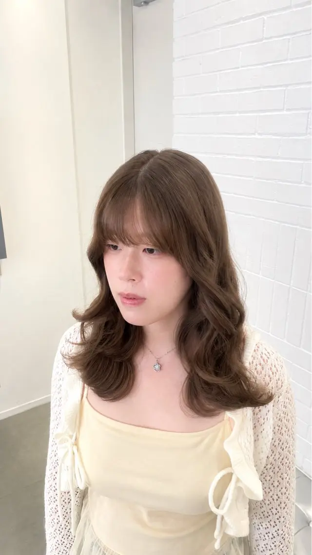 カラー ブリーチ 透明感カラー ネイビーカラー オレンジ ピンクカラー ヘアカラー トリートメント 🍒似合わせ×ハイト ーン🍒ユリナのヘアスタイル