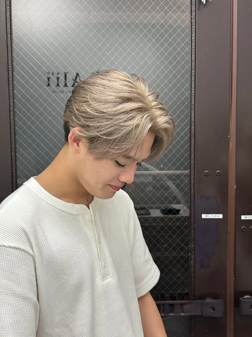 ショート 椎根 榊のヘアスタイル