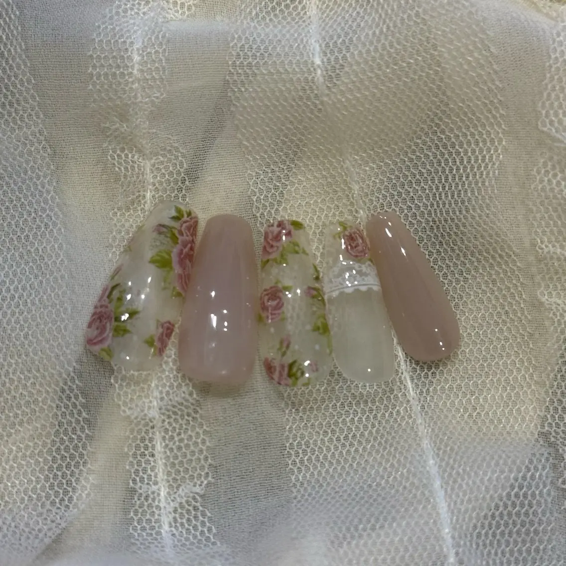ネイル GELo nail rinaのネイルデザイン