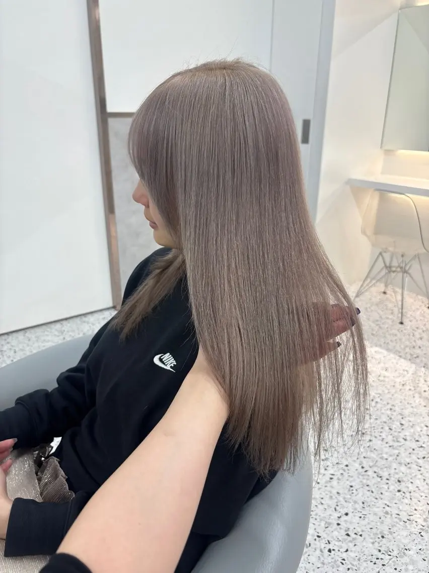 ワンカラー＋バイカルテ4stepトリートメント🩶の写真