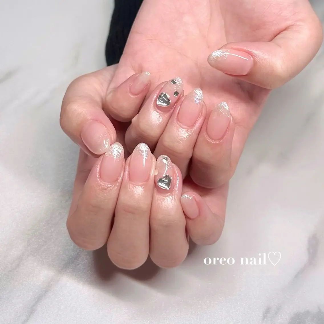 ネイル ガーリー グラデーション ハート キラキラネイル ラメ(グリッター) ハンドネイル oreo salon miyu 池袋のネイルデザイン