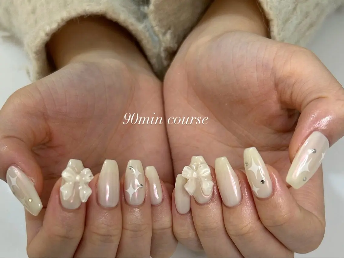 ネイル ハンドネイル ViViA momokaのネイルデザイン
