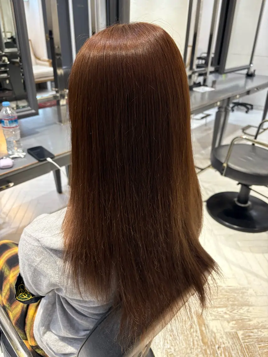 セミロング ヘアカラー 中野 雄飛のヘアスタイル
