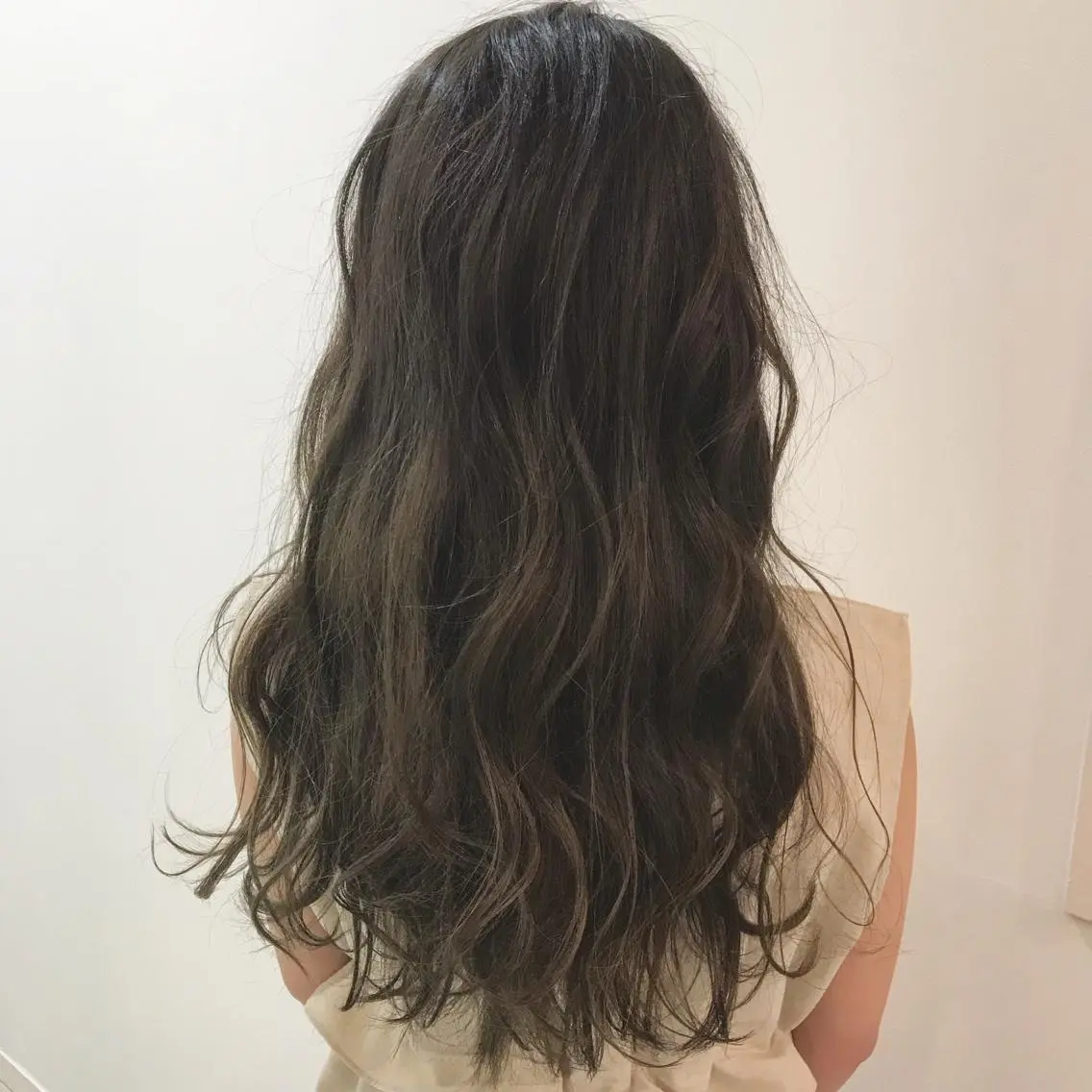 ロング カラー 店長 大方康暉のヘアスタイル