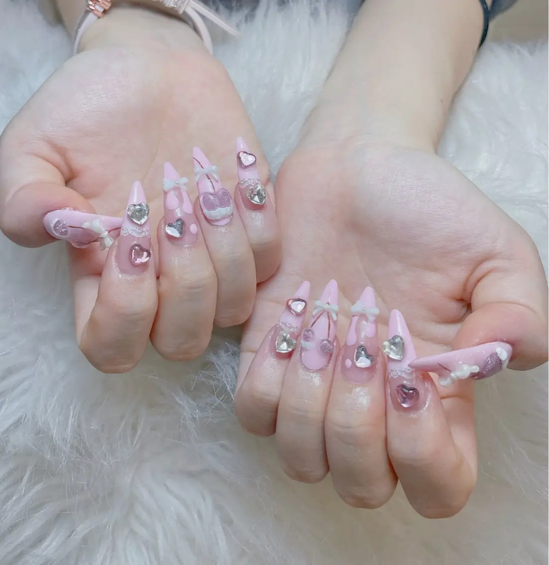 ネイル フレンチネイル ジェルネイル 韓国ネイル マグネットネイル ネイルチップ ハンドネイル Rin Nail 新大久保店のネイルデザイン