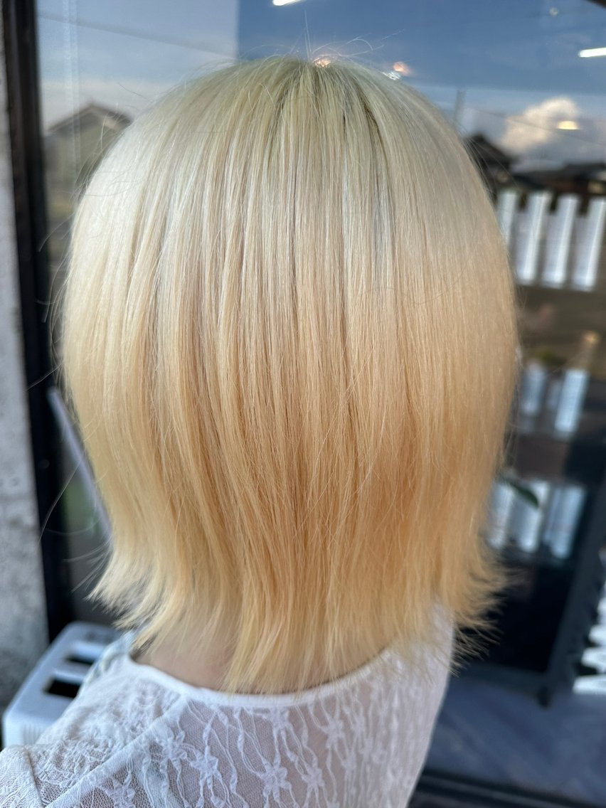 ミディアム ヘアカラー arika オケシ リョウダイのヘアスタイル