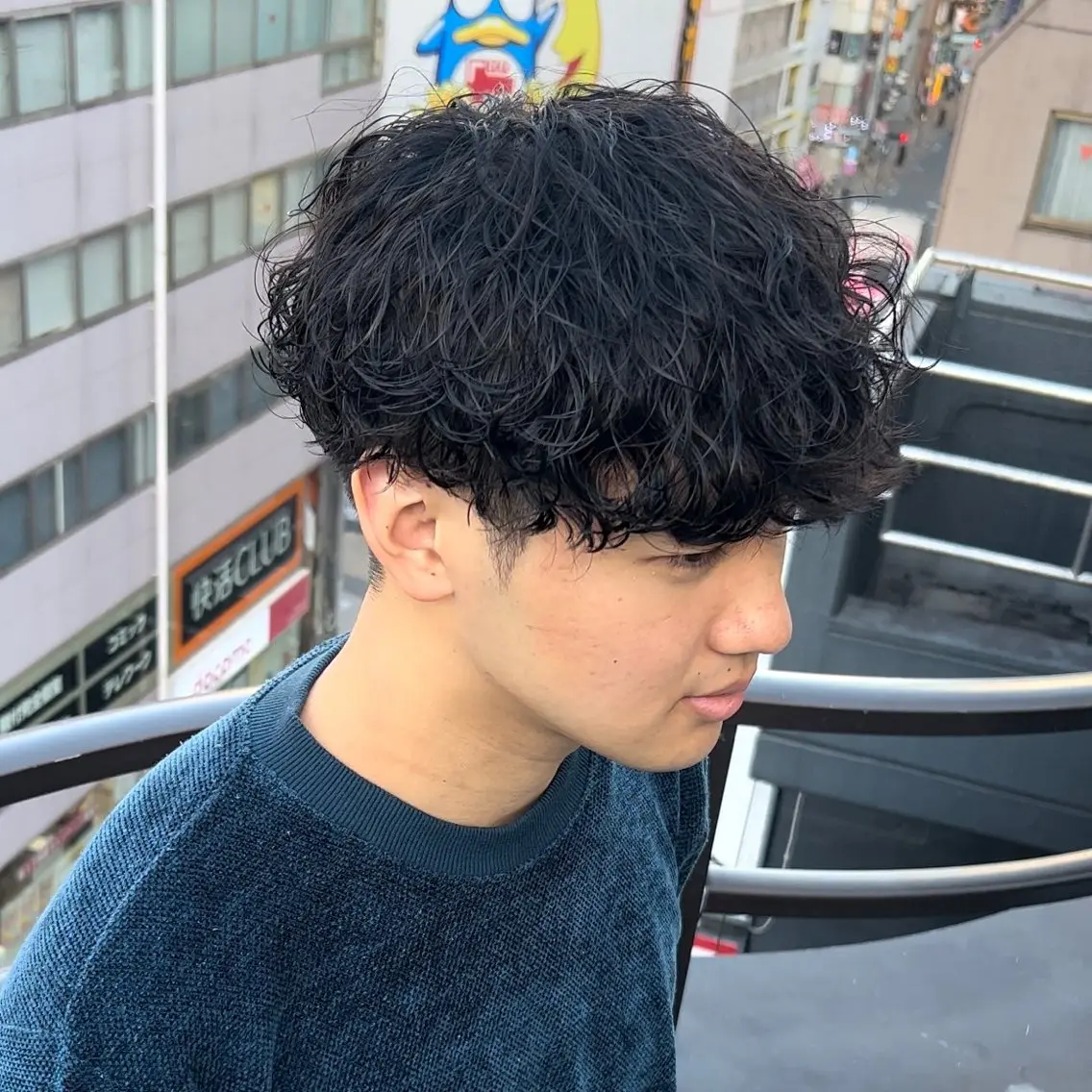 パーマ メンズ メンズパーマ 波巻きパーマ スパイラルパーマ 曲がる縮毛矯正 LIBER 　岩名のヘアスタイル