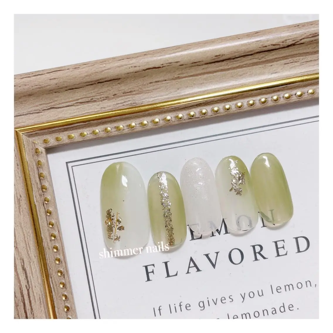 ネイル クリアネイル ホワイト shimmer nailsのネイルデザイン