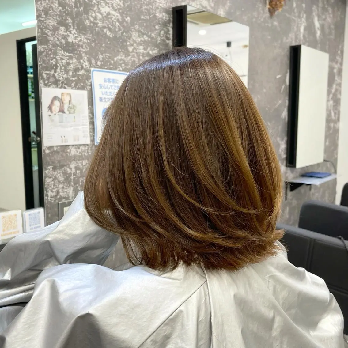 ミディアム カラー ヘアアレンジ バレイヤージュ デザインカラー ハイライトカラー 外国人風カラー ハイライト アンドウ ユウ/ レイヤーカット/韓国のヘアスタイル