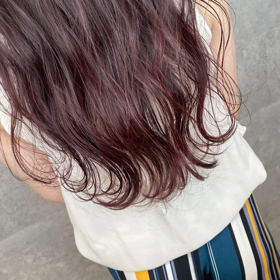 ロング カラー _WHITE 天王寺のヘアスタイル