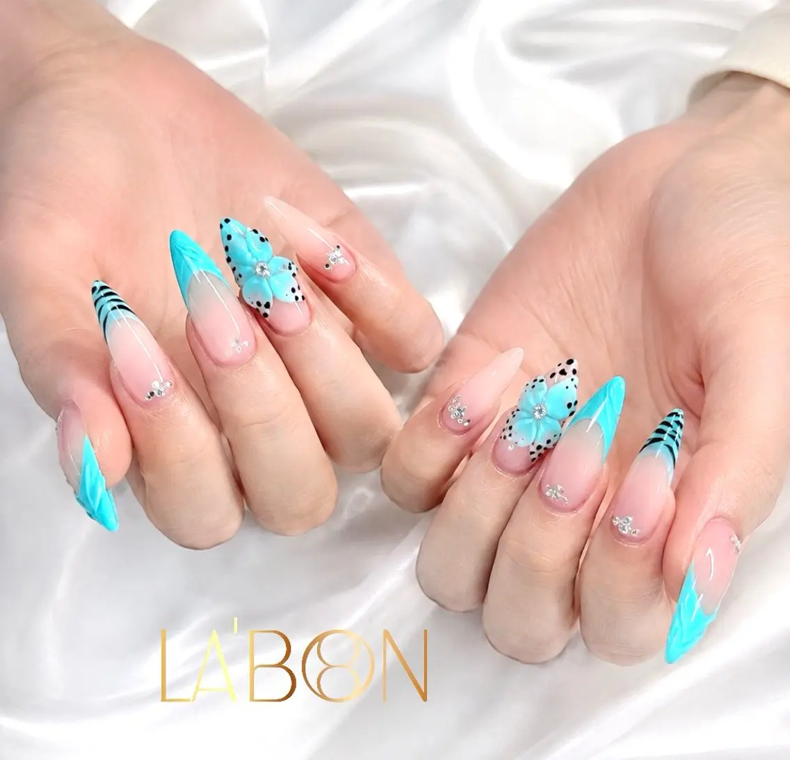 ネイル アートネイル ジェルネイル キラキラネイル 韓国ネイル ロングネイル Labon Nails Artのネイルデザイン