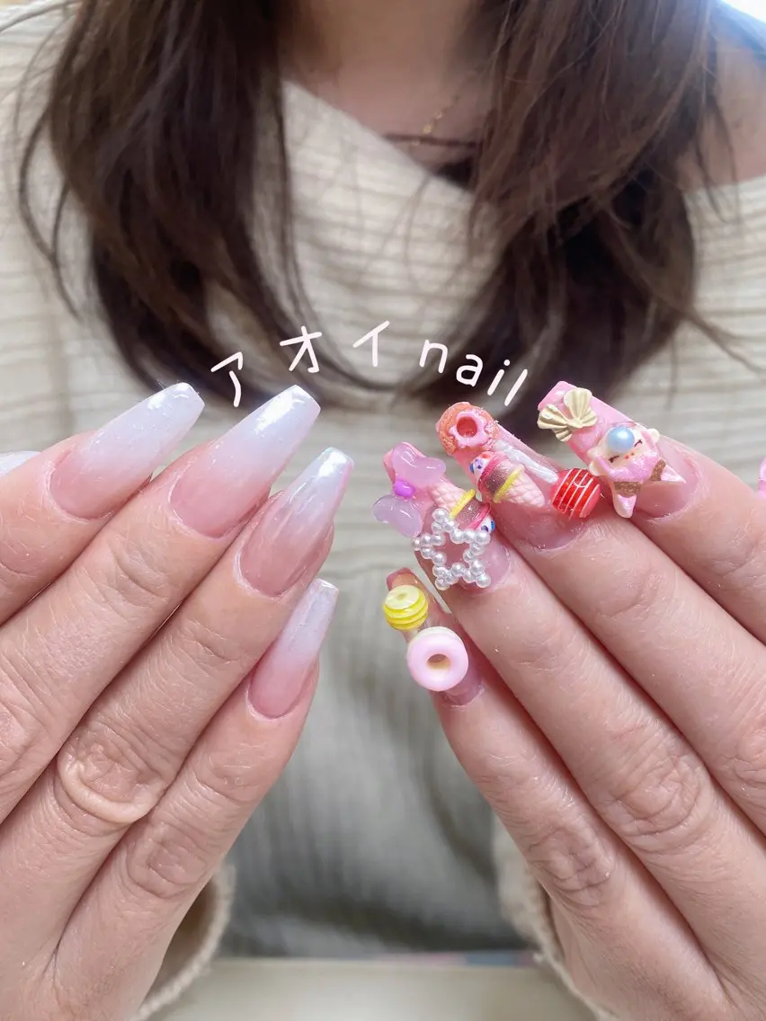 ネイル LEDアイラッシュ ∩_∩アオイのマツエク・マツパデザイン