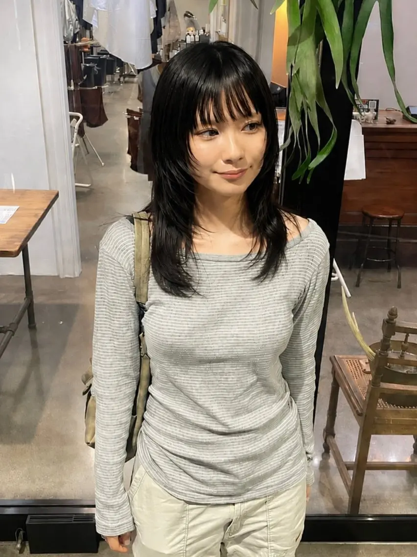 ロング レイヤーカット 沼田 彩虹\カットモデルのヘアスタイル