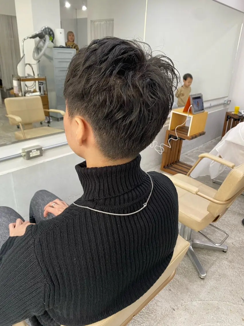 ショート 有松 奈央のヘアスタイル