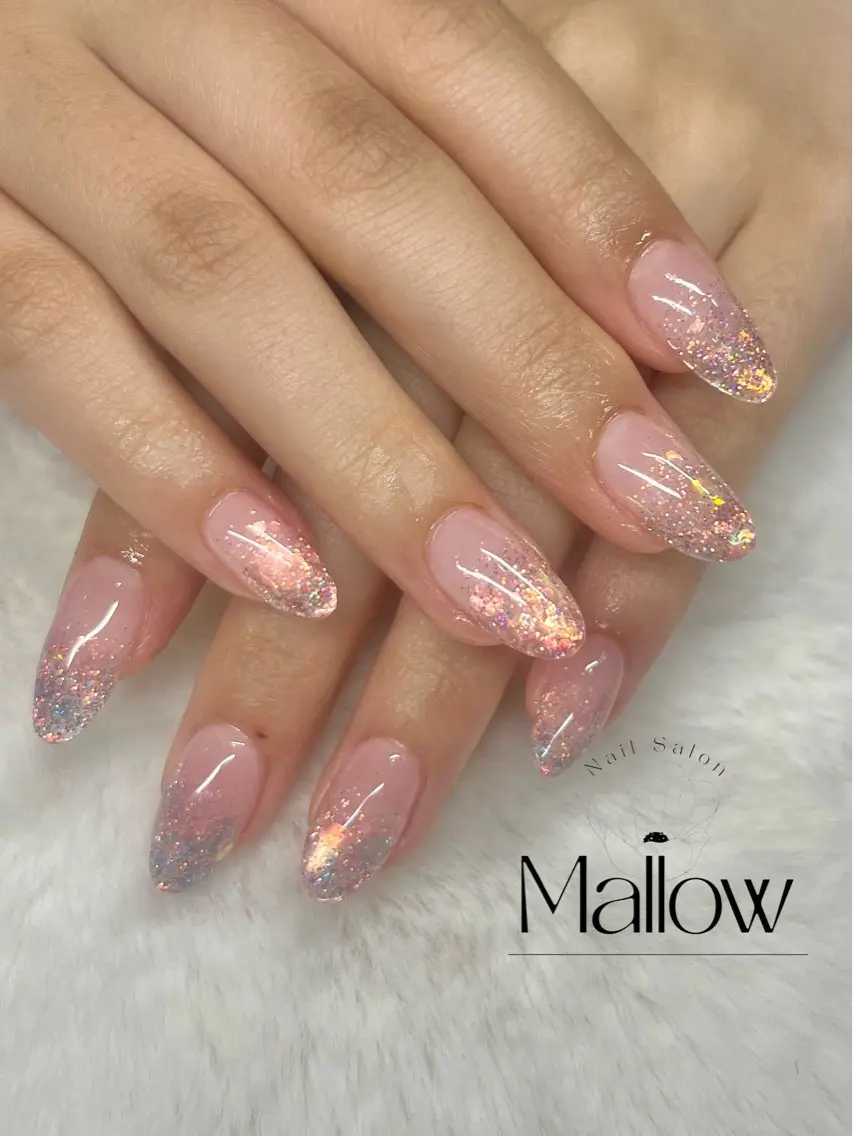 ネイル クリアネイル ラメ(グリッター) ラメグラデーション ピンク ハンドネイル Mallow nailのネイルデザイン