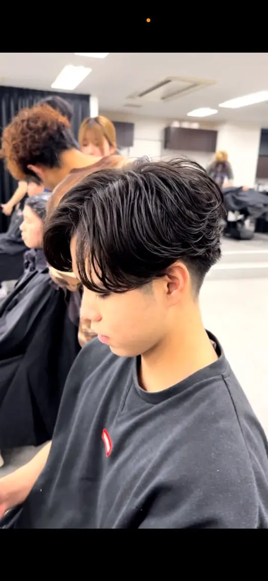 ショート パーマ 🔥フェザーパーマ 特化🔥勇斗のヘアスタイル
