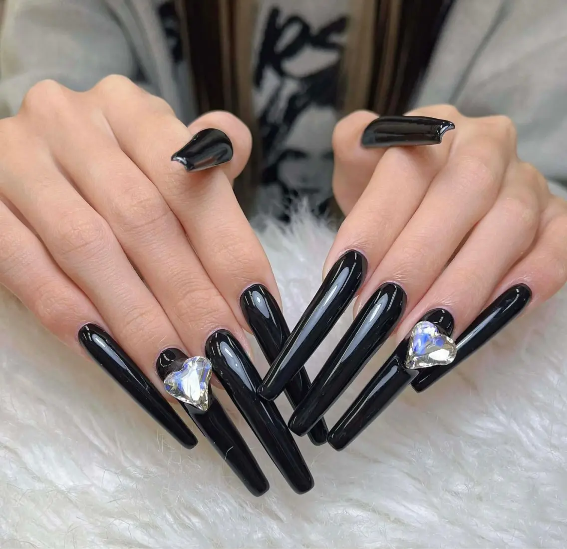 ネイル フレンチネイル ジェルネイル ガーリー 韓国ネイル ロングネイル ハンドネイル NieNail Nezukoのネイルデザイン