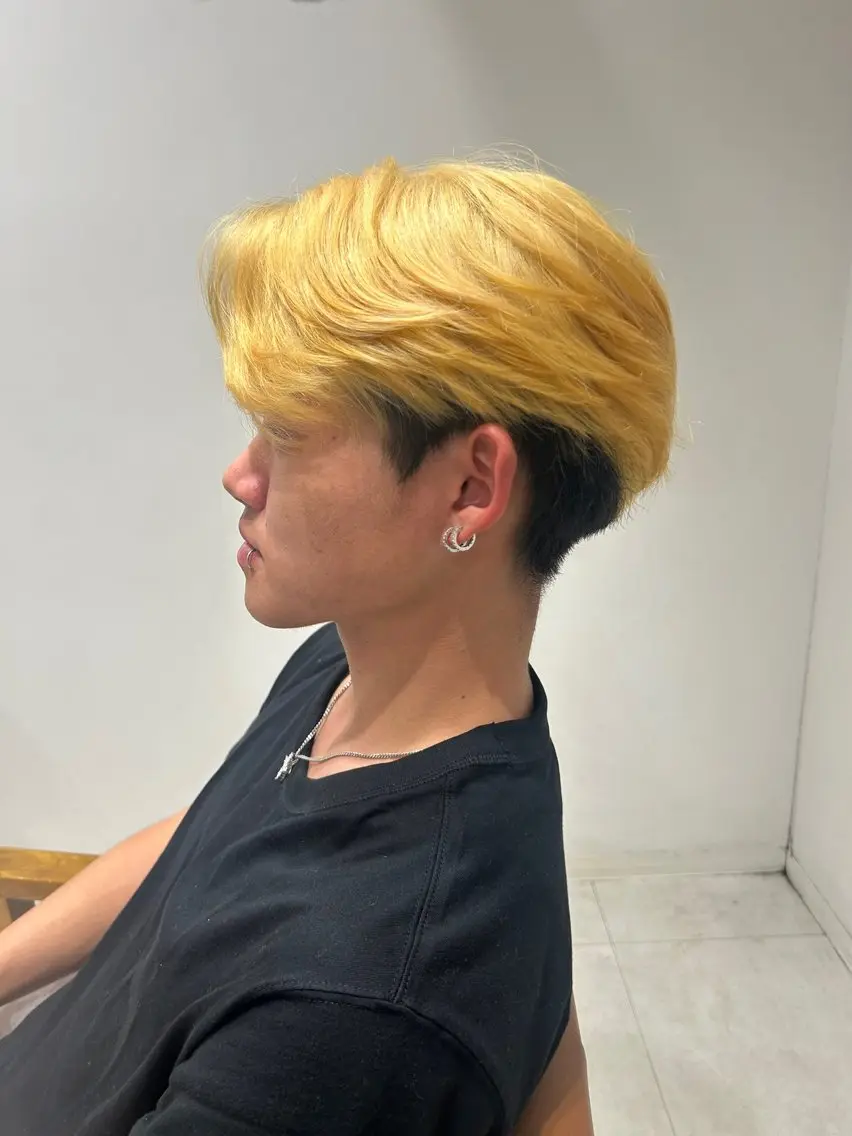 カラー ヘアカラー 村松 悠斗のヘアスタイル