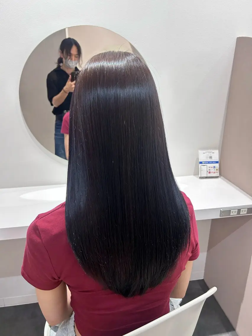 セミロング カラー ディープパープル パープルカラー 髪質改善 縮毛矯正 カット ヘアカラー 縮毛矯正 トリートメント ヘアセット 髪質改善縮毛矯正,ブ リーチ縮毛矯正KEIのヘアスタイル