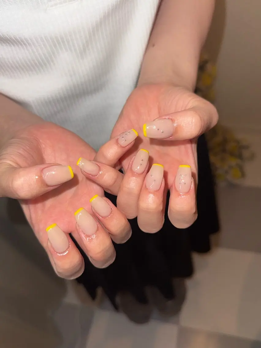 ネイル フレンチネイル シンプルネイル one nail 【推し/概念ネイル】のネイルデザイン