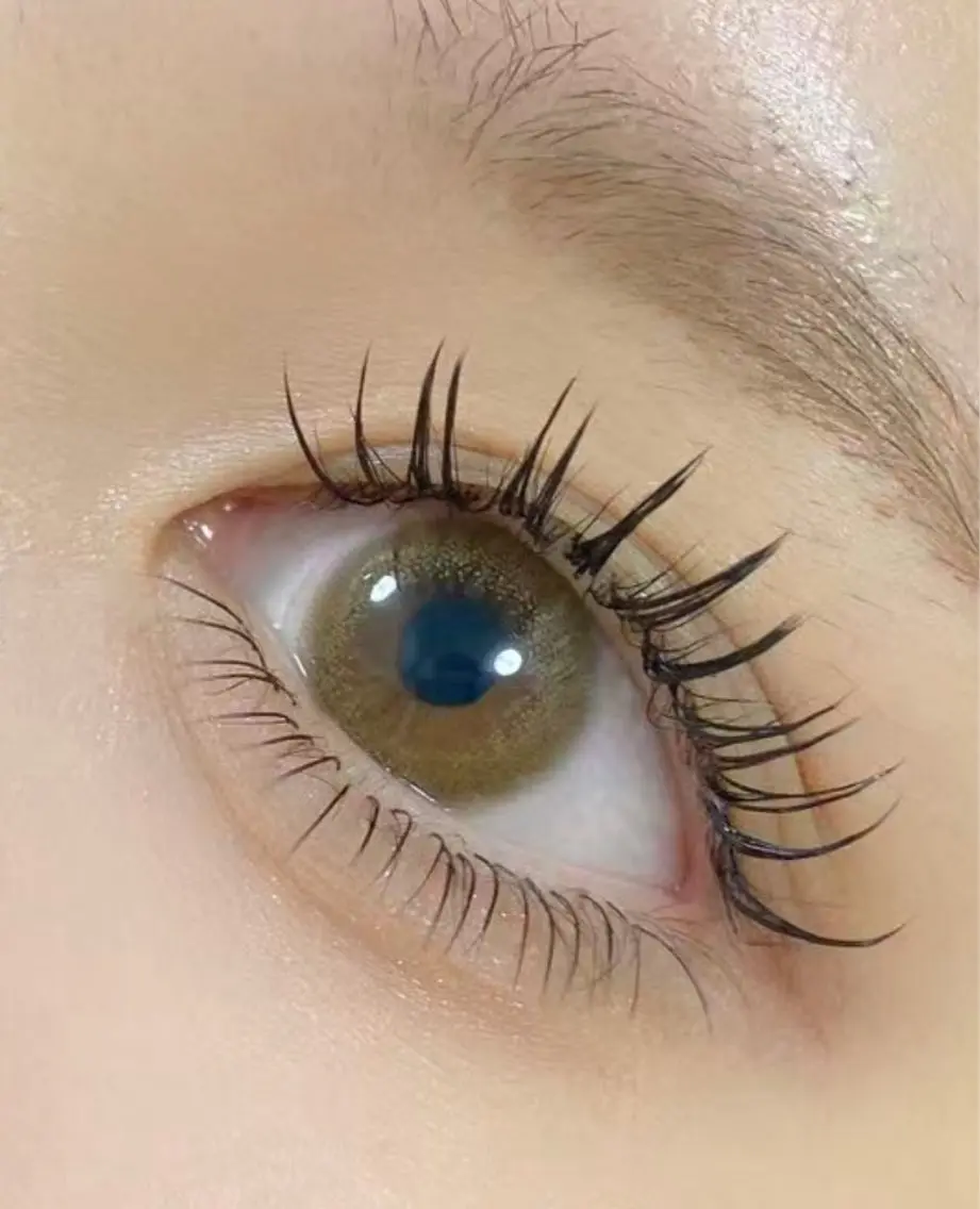 下マツエク40本の写真